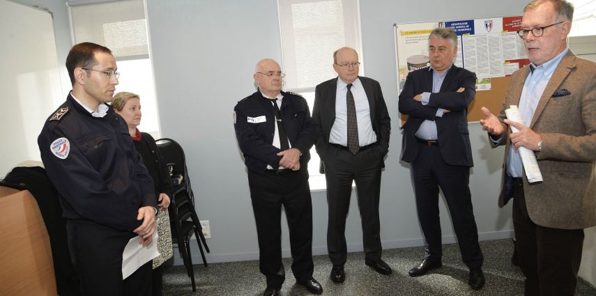Visite du poste de la Police Municipale par Francis Wetta (Directeur Départemental de la Sécurité Publique)