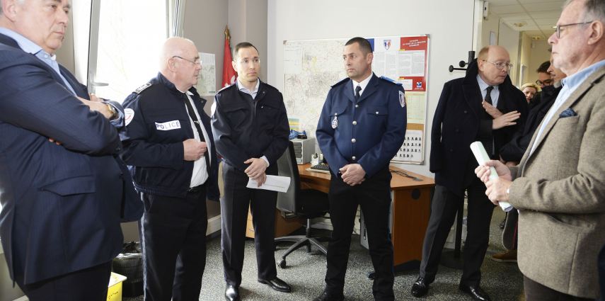 Visite du poste de la Police Municipale par Francis Wetta (Directeur Départemental de la Sécurité Publique)