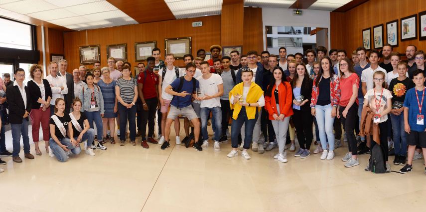 Cérémonie de remise des trophées scolaires